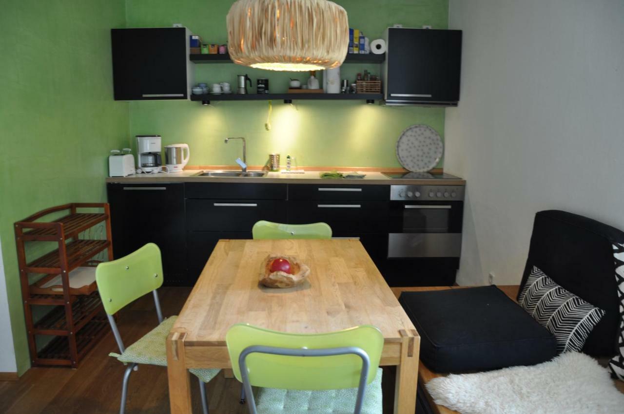 Ferienwohnung Am Einsteinhaus カプート エクステリア 写真